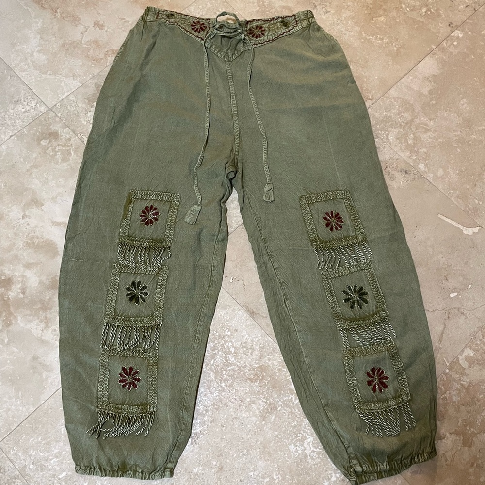Free Flow Pants